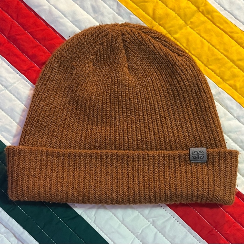 Britt’s Knits Craftsman Rust Brown Ribbed Cuffed Beanie Union Jack Patch